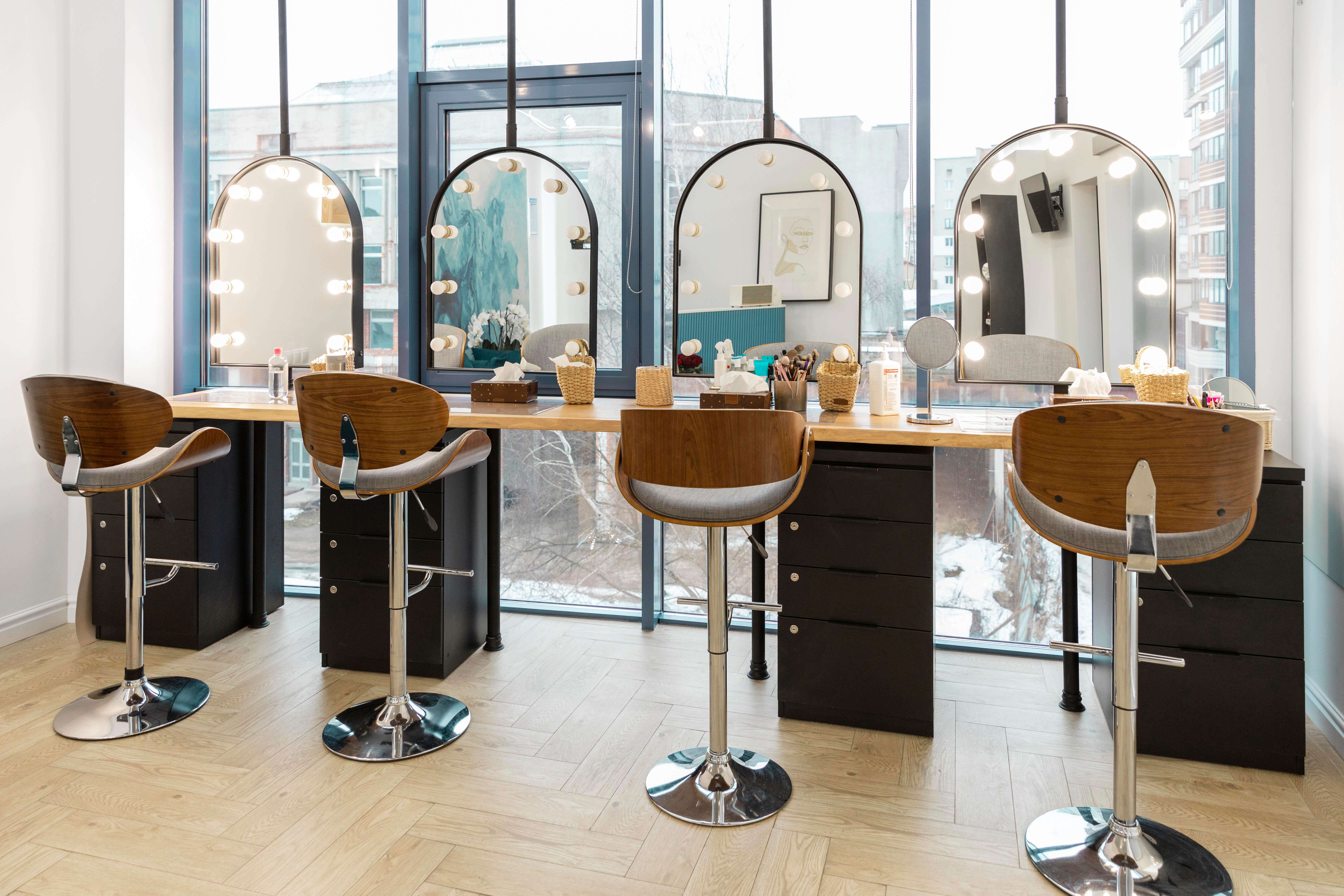 How Private Salon Studios Revolutionize the Beauty Industry